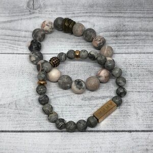 CURATED bundle natural stones stretch bracelet Arkai and more